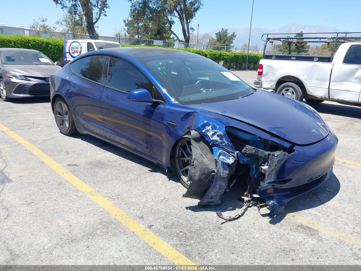 2022 Tesla Model 3 Rear-Wheel Drive